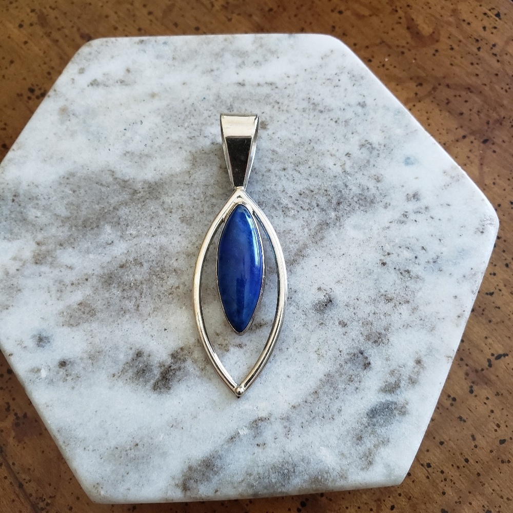 Jay king blue stone silver pendant